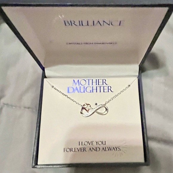 Mother & Daughter Infinity Pendant Necklace - Picture 5 of 6